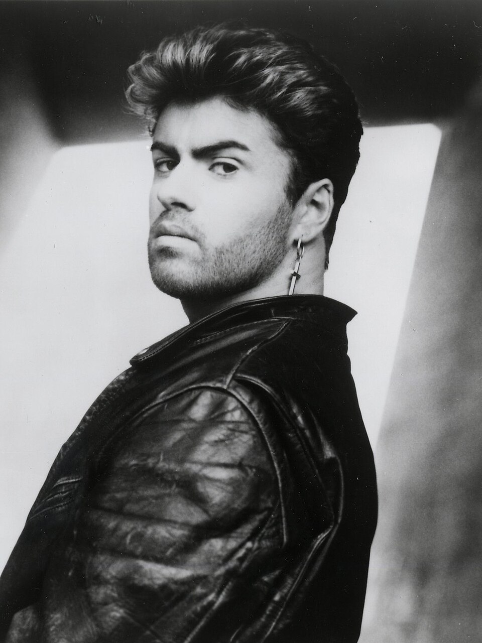George Michael's True Height: 6 Feet (1.83m) Revealed